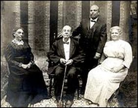 photograph of John Washington and his family